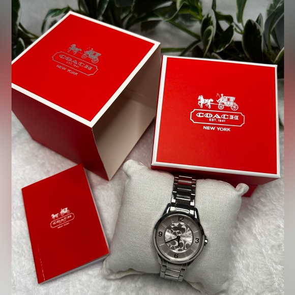 ⌚️Vintage Coach Watch - Picture 8 of 15